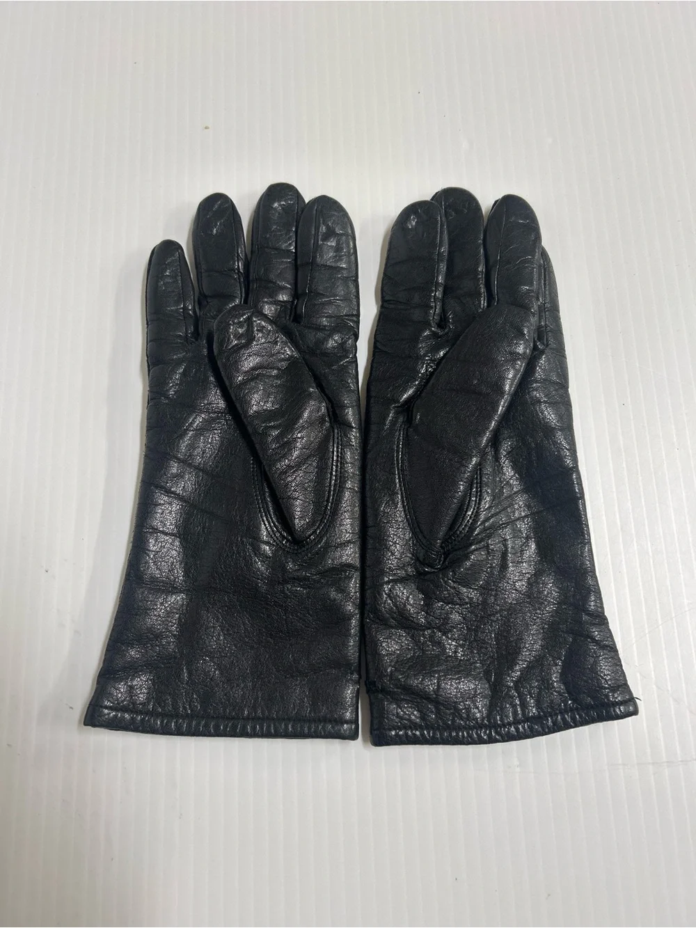 Vintage Ladies Black Gloves Size Medium Rayon Lined